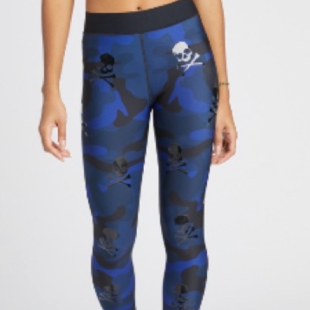 SoulCycle Blue Camo Skull Leggings Never Worn